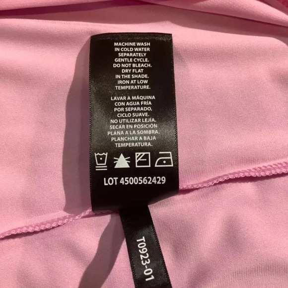 Buffalo Ladies' V-Neck Short Sleeve Blouse - Picture 9 of 9